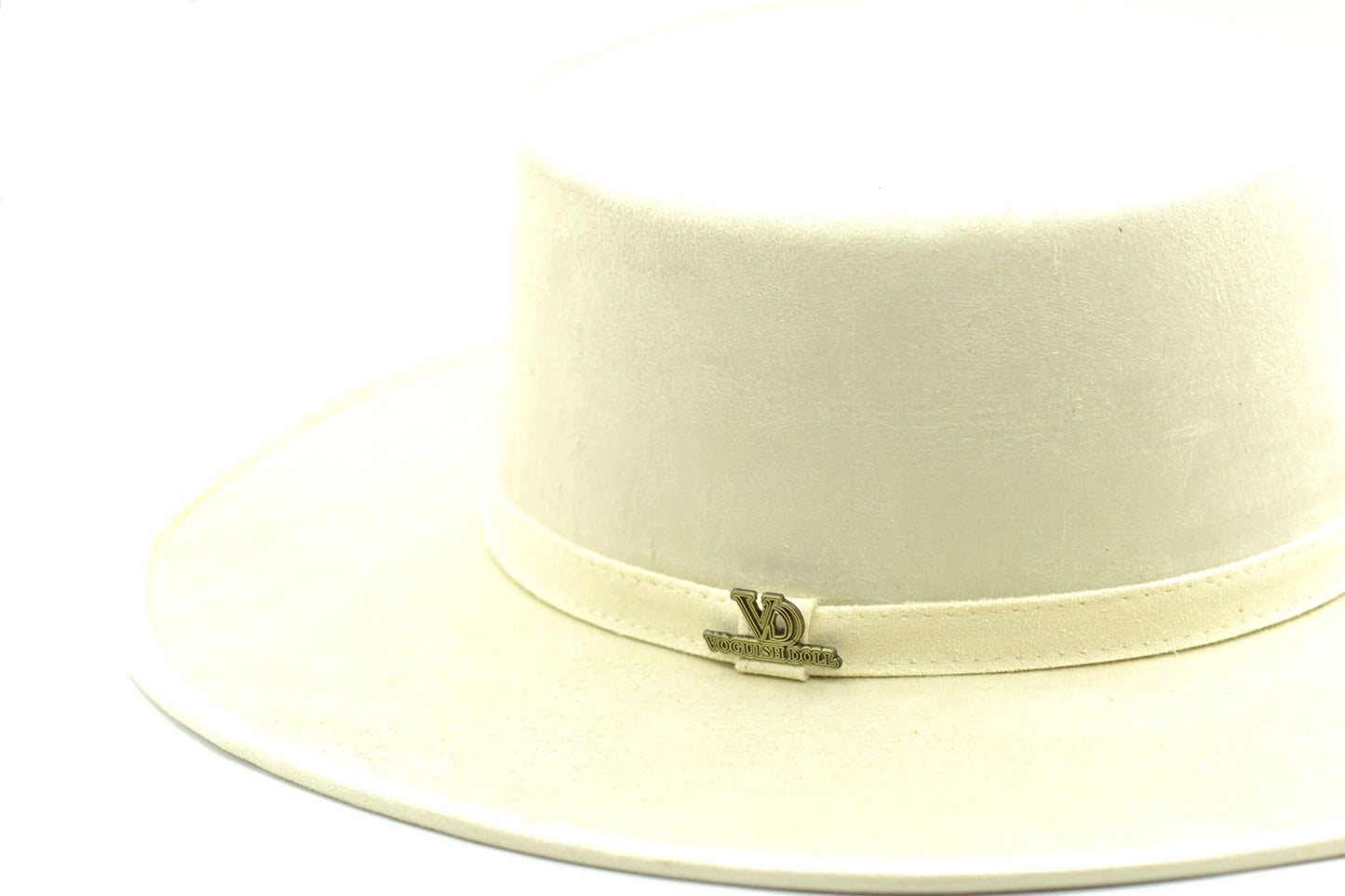 
                  
                    FLAT TOP DAKOTA PIP HATS
                  
                