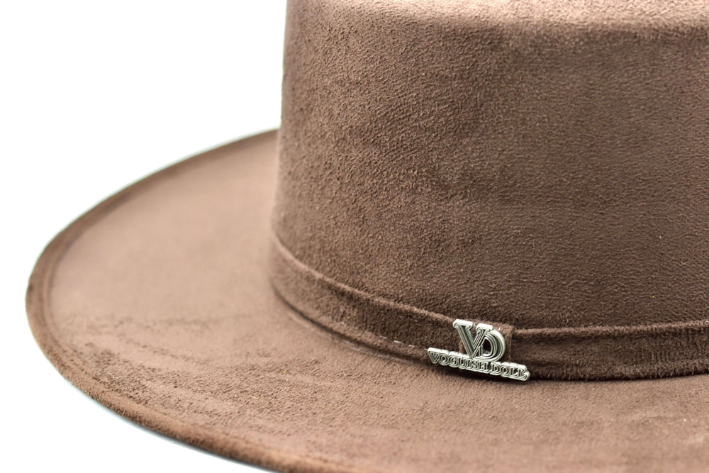 
                  
                    FLAT TOP DAKOTA PIP HATS
                  
                